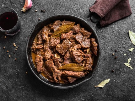 3 Resep Lapis Daging yang Empuk & Enak, Sukses Bikin Ketagihan
