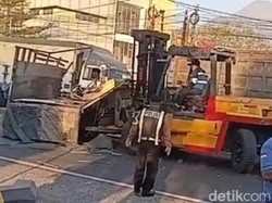Laka Maut Truk di Gempol Pasuruan, Korban Tewas Bergelimpangan