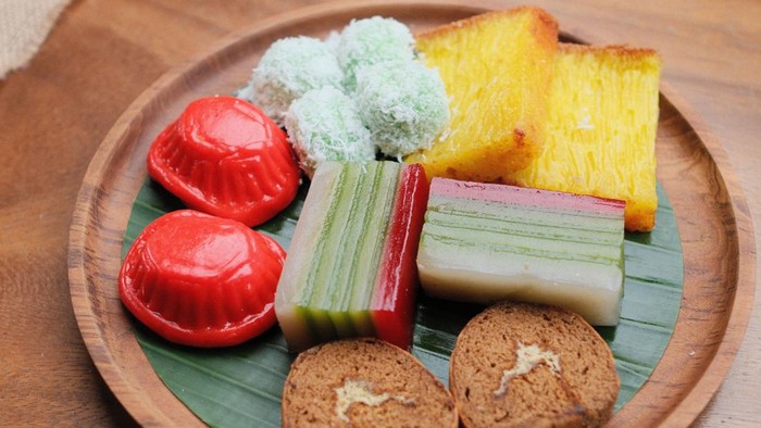 Bukan Cuma Dubai Cookie, 5 Kue Tradisional Ini Punya Tekstur Chewy yang Bikin Nagih