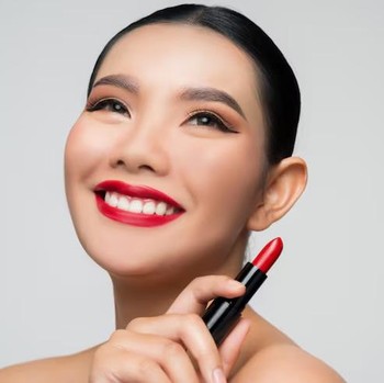 BeauPicks: 5 Rekomendasi Lipstik Tahan Lama dari Brand Lokal