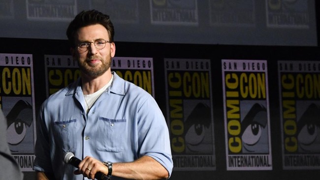 US actor Chris Evans attends the Marvel panel during Comic-Con International in San Diego, California, on July 25, 2026. (Photo by Chris DELMAS / AFP)