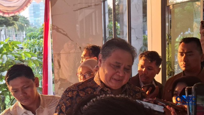 Ini Kabar Terbaru dari Airlangga Soal Insentif Kendaraan Listrik