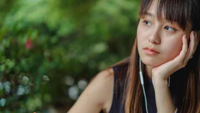 Orang dengan IQ tinggi suka menyendiri dan bengong. Momen ini jadi cara mereka mengolah pikiran dan emosi