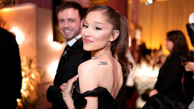 BEVERLY HILLS, CALIFORNIA - JANUARY 11: (FOR EDITORIAL USE ONLY) Ariana Grande attends the 83rd annual Golden Globe Awards at The Beverly Hilton on January 11, 2026 in Beverly Hills, California.   Neilson Barnard/Getty Images/AFP (Photo by Neilson Ba