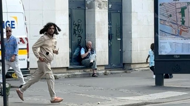 Penikaman Massal di Paris