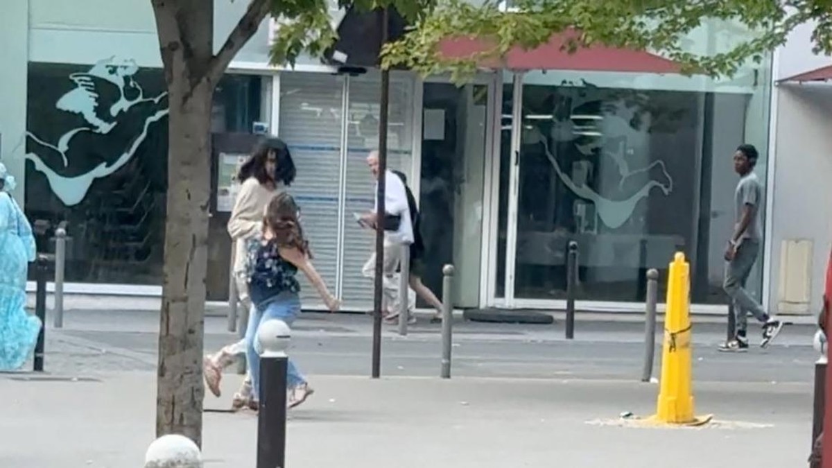 Penikaman Massal di Paris