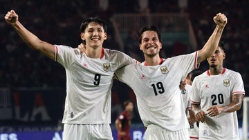 Sorotan Dunia Olahraga CNN Sport : Mitchell Baker Respons Julukan 'Big Elk' Baggott: Saya Lebih Tinggi