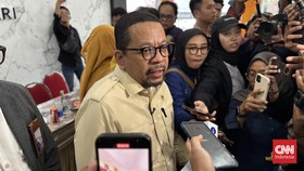 Kepala Badan Komunikasi Pemerintah (Bakom) RI Muhammad Qodari enggan menanggapi kontroversi pernyataan Presiden Prabowo Subianto yang menyebut jurnalis dan pengamat dengan istilah 'Londo Ireng'.