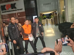KPK Tahan Lagi Satu Tersangka Kasus Dana Hibah Pokmas Jatim