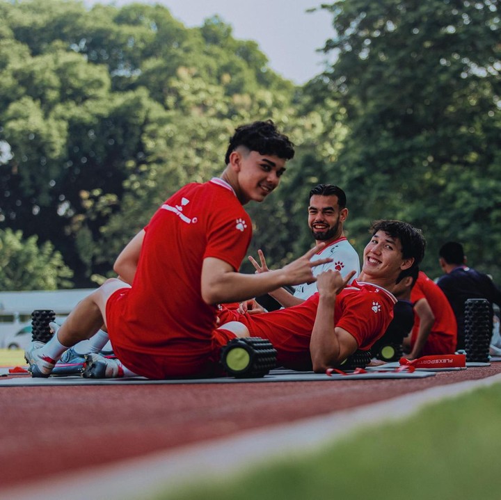 <p>Nama Mitchell Baker tengah menjadi perbincangan hangat publik. Pria 19 tahun ini telah resmi bergabung menjadi pemain naturalisasi Tim Nasional (Timnas) Indonesia menjelang Piala AFF 2026. (Foto: Instagram @_mitchell.baker)</p>