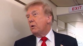 Presiden Amerika Serikat Donald Trump menjawab persoalan PM Israel Benjamin Netanyahu yang tak setuju soal penjualan pesawat tempur F-35 AS ke Turki pada Senin (27/7).