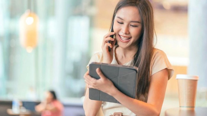 5 Ciri Kepribadian Orang yang Hobi Kerja saat Weekend, Kamu Termasuk?