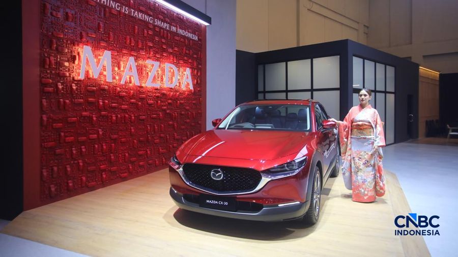 All New Mazda CX-30 nan dirakit di Indonesia ditampilkan dalam aktivitas GIIAS 2026 di ICE BSD, Kabupaten Tangerang, Banten, Rabu (29/7/2026).