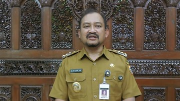 Pemalang Regent Anom Widiyantoro Arrested by KPK, Possesses Rp21.3 Billion in Assets