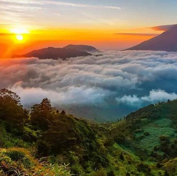 5 Destinasi Wisata Terbaik di Dieng yang Wajib Dikunjungi Bulan Agustus