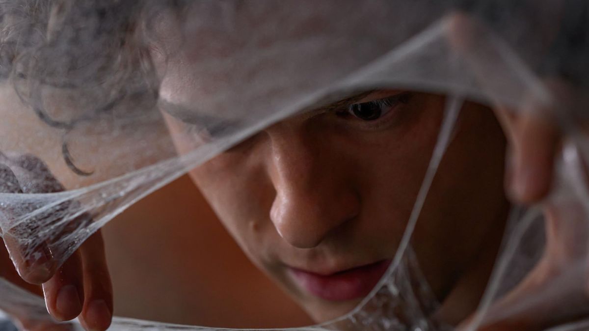Review Film: Spider-Man Brand New Day