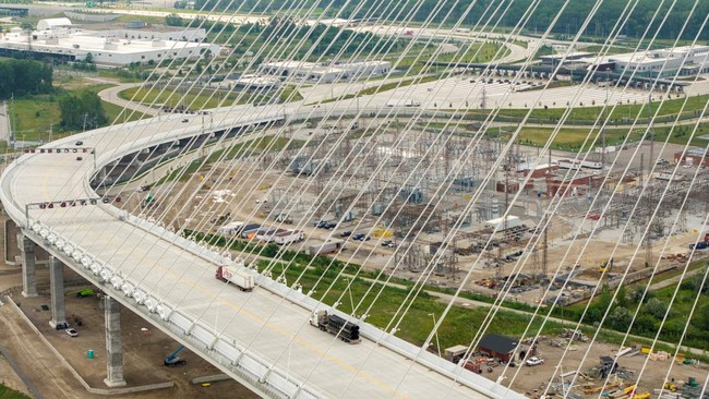 A drone view shows vehicles crossing the $4.7 billion Gordie Howe International Bridge, connecting Windsor, Ontario and Detroit, Michigan, the day after it opened in Windsor, Ontario, Canada, July 28, 2026.  REUTERS/Carlos Osorio