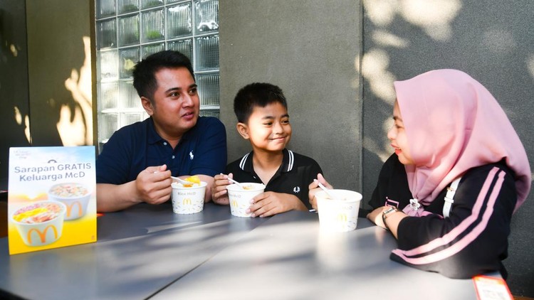 McDonald's Indonesia Bagikan Lebih dari 135&period;000 Porsi Sarapan Gratis untuk Keluarga