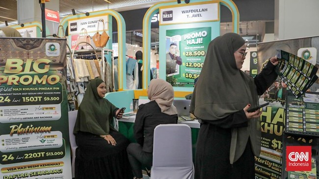 Suasana pameran Islamic Travel Connect 2026 yang diselenggarakan CNN Indonesia di Kota Kasablanka, Jakarta, Rabu, 29 Juli 2026.  CNN Indonesia/Febria Adha L
