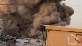 thumbnail video serangan israel ke masjid gaza