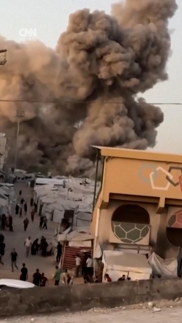 thumbnail video serangan israel ke masjid gaza