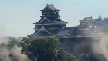 Gempa dengan magnitudo 7,1 melanda Jepang pada Selasa (28/7) dan mengguncang kastil ikonik Kumamoto.