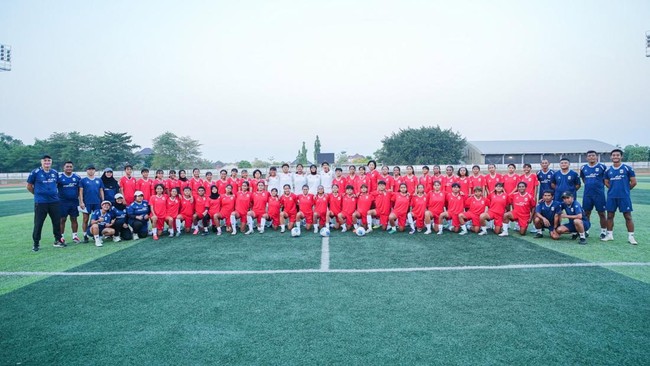 Timnas Putri Indonesia U-16 dalam Persiapan menuju Caffino Srikandi Merdeka Cup