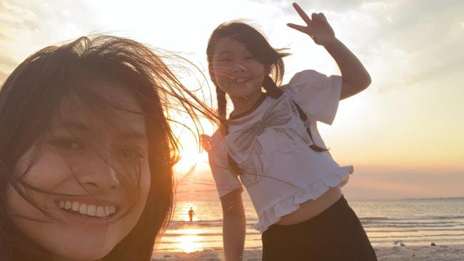 Curhat Acha Septriasa Sering Terpisah Beda Negara dengan Anak, Sedih Tak Bisa Selalu Peluk Bridgia