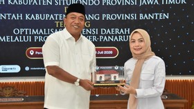 Bupati Serang dan Bupati Situbondo menandatangani MoU untuk terkait jalur legenadaris Anyer-Panarukan.