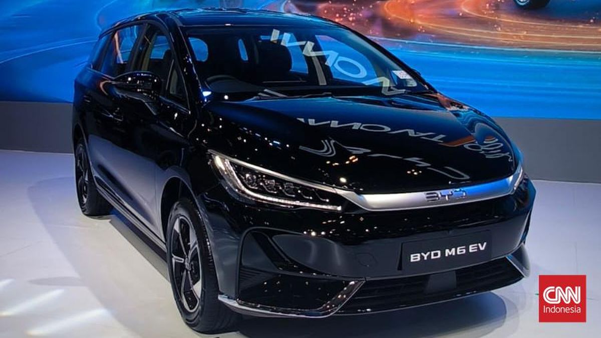 BYD Rakit M6 EV Terbaru di Indonesia, Dijual Rp395 Juta