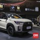 Suzuki menghadirkan XL7 Facelift pada ajang Gaikindo Indonesia International Auto Show (GIIAS) 2026 di Indonesia Convention Exhibition (ICE) BSD, Serpong, Kabupaten Tangerang, Banten, Rabu (29/7/2026). (CNN Indonesia/Adhi Wicaksono)
