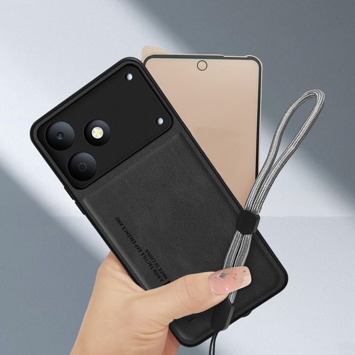 Kalau kamu tipe yang menyukai casing HP kokoh, hal ini berkaitan dengan kegiatan outdoor yang sering kamu lakukan. Mungkin, kamu menyukai olahraga petualangan, mendaki gunung, hingga bela diri.