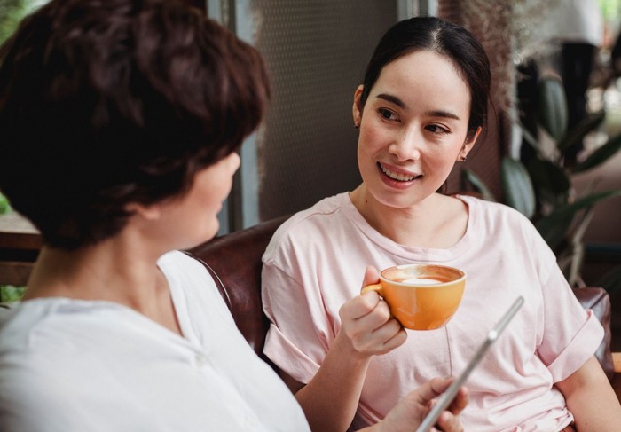 Kekuatan saat dewasa yang dimiliki anak yang tidak dekat dengan orang tuanya adalah mereka tumbuh sebagai sosok yang murah hati.