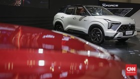 Mitsubishi Motors Krama Yudha Sales Indonesia (MMKSI) menggelar program promo purnajual dalam rangka peringatan Hari Kemerdekaan Republik Indonesia ke-81.(CNN Indonesia/Adhi Wicaksono)