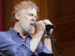 Video: Musisi Peraih Oscar Glen Hansard Tewas karena Kecelakaan Motor