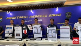 Direktorat Reserse Siber (Ditressiber) Polda Jawa Timur membongkar kasus peretasan ratusan situs atau website resmi milik universitas, sekolah, instansi pemerintah, hingga lembaga swasta yang dialihfungsikan menjadi sarana promosi judi online.