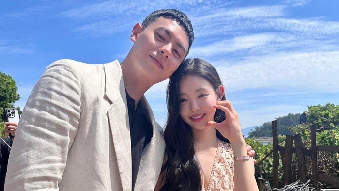 Plot Twist! Lee Gwan Hee dan Yoo Si Eun 'Single's Inferno 3' Umumkan Jalinan Asmara