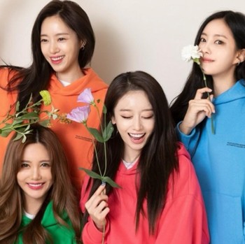 T-ara Kompak Bagikan Momen Kebersamaan untuk Anniversary Grup ke-17