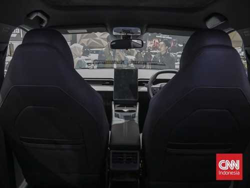 Sejumlah merek mobil China masuk ke daftar 10 besar mobil terlaris selama Juli 2026. (CNN Indonesia/Adhi Wicaksono)