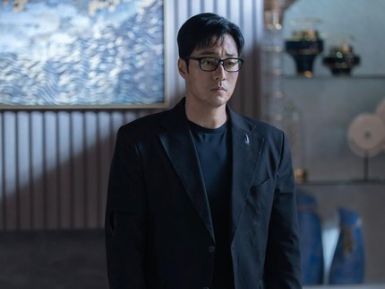 So Ji Sub Bagi-bagi Emas usai 'Agent Kim Reactivated' Tamat, Alasannya Bikin Haru