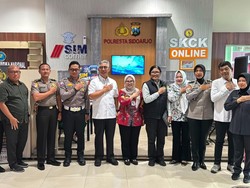 Tim Stamarena Polri Asistensi Pelayanan Publik di Polresta Sidoarjo