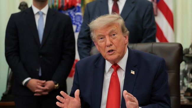 Update Perang AS-Iran: Pangeran Arab Bergerak, Trump Tahan Serangan