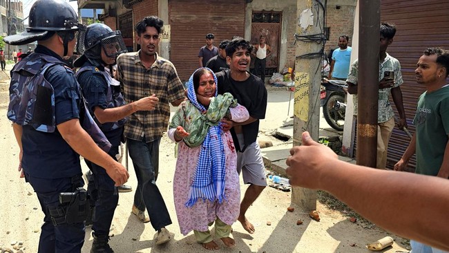 Bentrokan Umat Hindu dan Muslim di Nepal