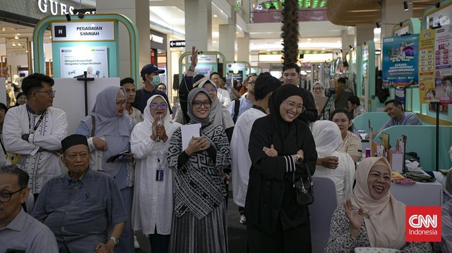 Sesi Talkshow bersama Ivan Gunawan, dalam rangkaian Islamic Travel Connect di Mosaic Walk Mall Kota Kasablanka. Jakarta, Jumat (31/07/2026) CNN Indonesia/Adi Ibrahim