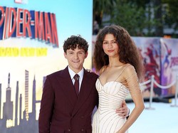 Nikahan Tom Holland-Zendaya: Pedesaan Inggris dan Pamer Cincin