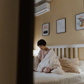 Simak 5 Cara Agar Kulit Tetap Lembap dan Sehat di Ruangan Ber-AC