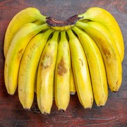 Mitos atau Fakta: Benarkah Kulit Pisang Efektif Merawat Wajah?
