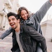 Platonic Relationship: Pengertian, Ciri, dan Perbedaan dengan Hubungan Romantis