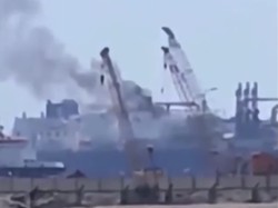 Video: Serangan Drone Hantam Kapal Tanker AS di Mesir