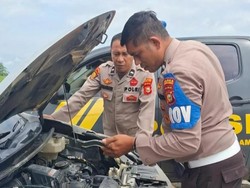 Bocah 9 Tahun Tewas usai Mobil Terobos Banjir di Rohul